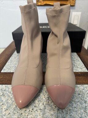 Nanette Lepore Stretch Sock Booties with Pink Patent Toe and Heel. Size 8.5